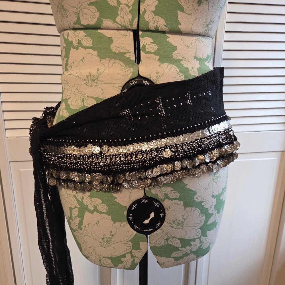Egyptian Assuit Black and Silver Coin Hip Scarf - Picture 1 of 2